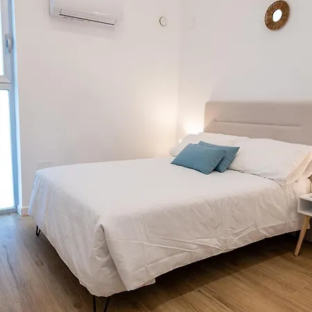 Main Lofts דירה *