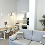 Main Lofts Апартаменты
